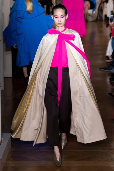 Look 28